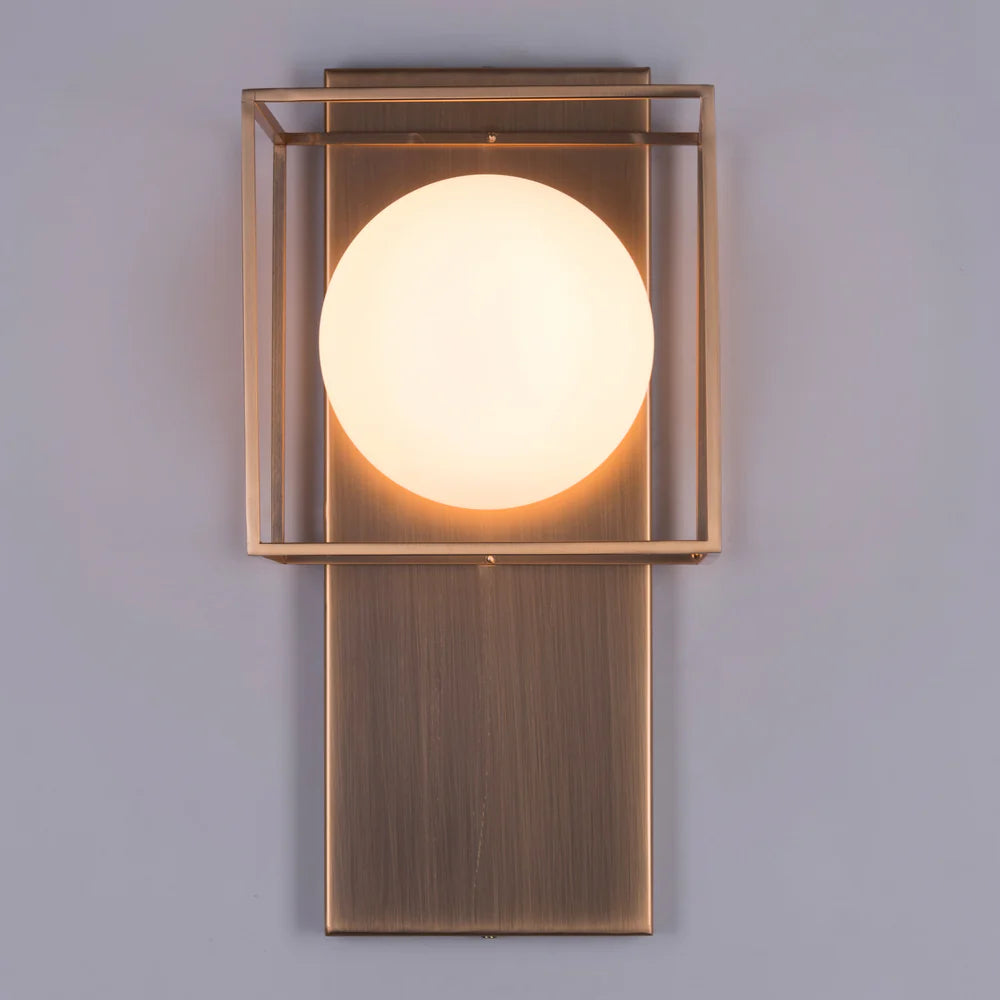Sunny Days (Gold) Wall Light