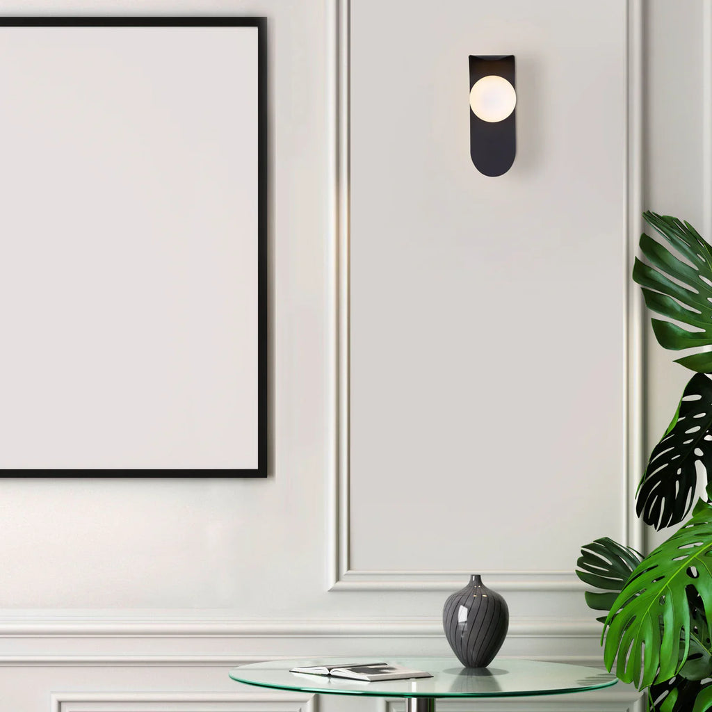 Gifted (Black) Wall Light